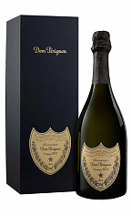 Фото Дом Периньон Винтаж 2017 вино игристое брют белое в п\у 0,75 л (Dom Perignon Vintage Brut Сhampagne AOC 2017 in gift box), 58 990 ₽